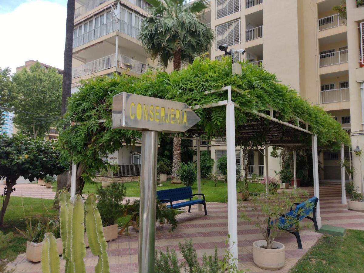 Living Benidorm. Playa Levante Екстер'єр фото