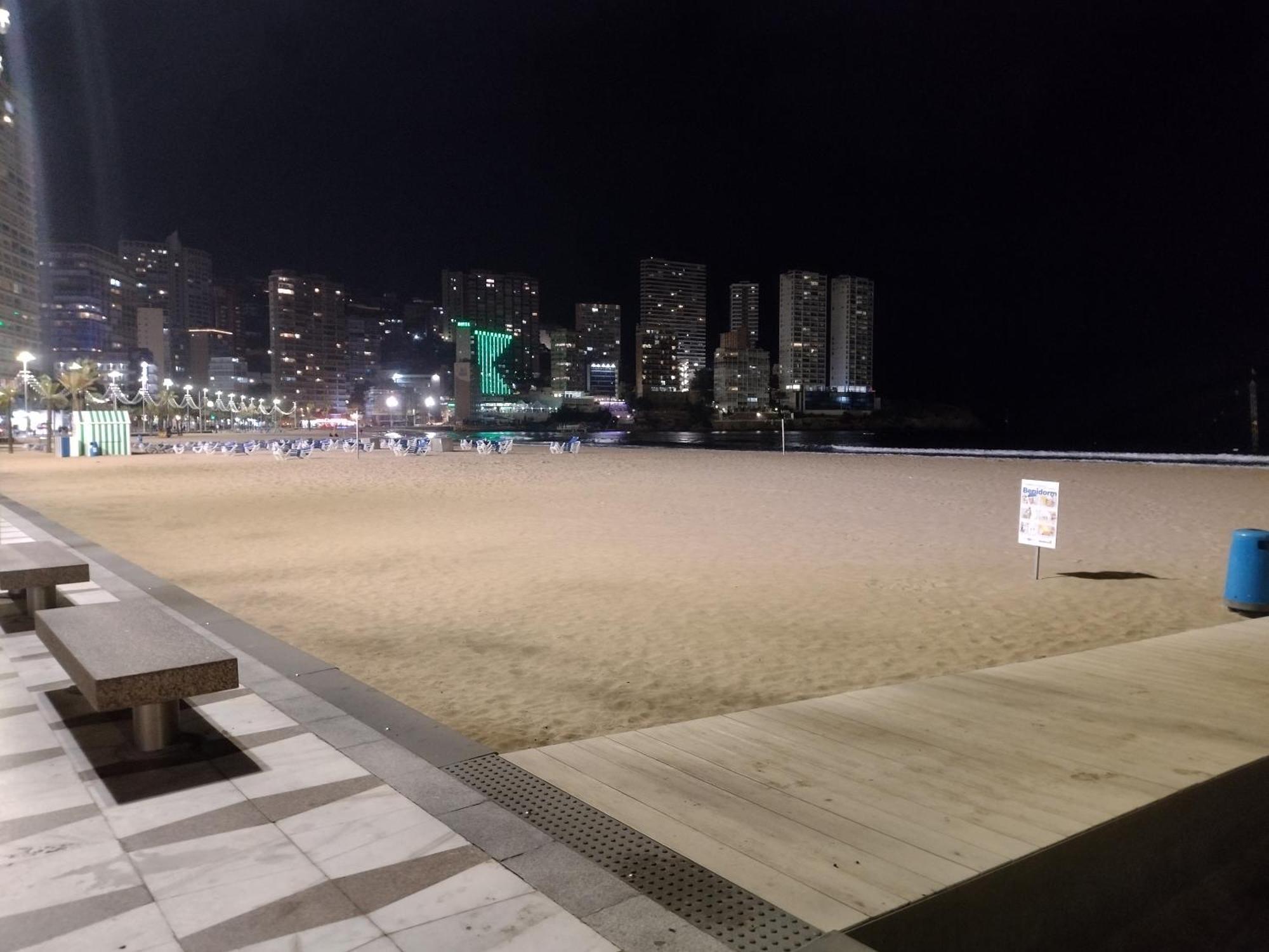 Living Benidorm. Playa Levante Екстер'єр фото